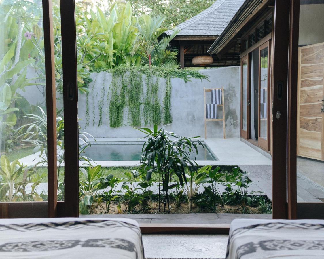 Jati Kuta Lombok Hotel Exterior photo